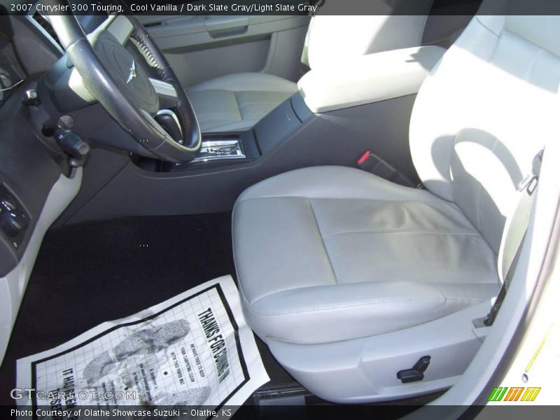 Cool Vanilla / Dark Slate Gray/Light Slate Gray 2007 Chrysler 300 Touring