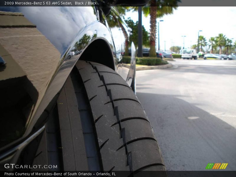 Black / Black 2009 Mercedes-Benz S 63 AMG Sedan