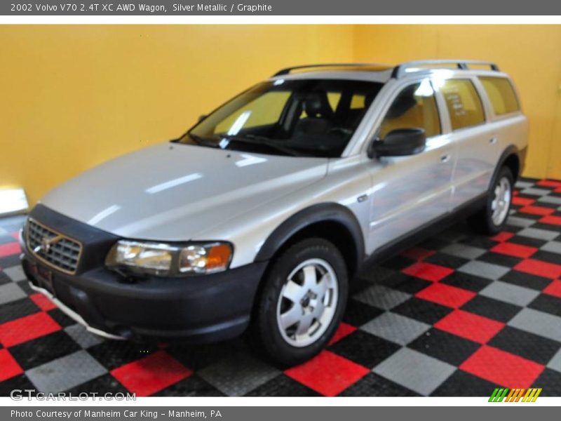 Silver Metallic / Graphite 2002 Volvo V70 2.4T XC AWD Wagon