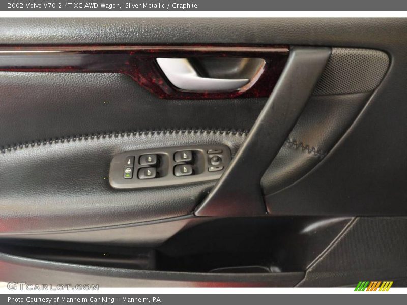 Silver Metallic / Graphite 2002 Volvo V70 2.4T XC AWD Wagon