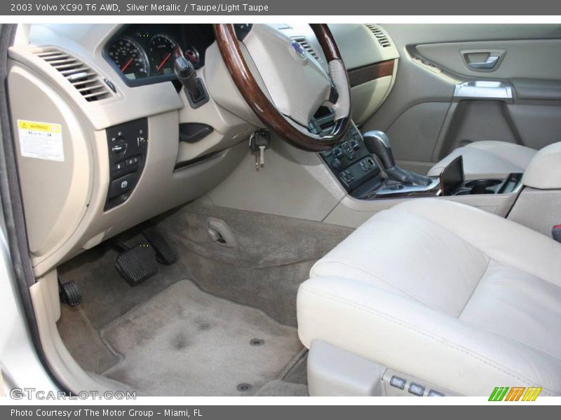 Silver Metallic / Taupe/Light Taupe 2003 Volvo XC90 T6 AWD