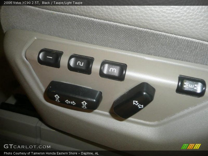 Black / Taupe/Light Taupe 2006 Volvo XC90 2.5T