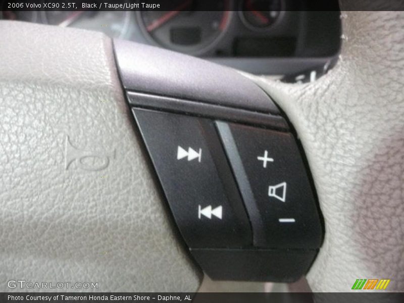 Black / Taupe/Light Taupe 2006 Volvo XC90 2.5T