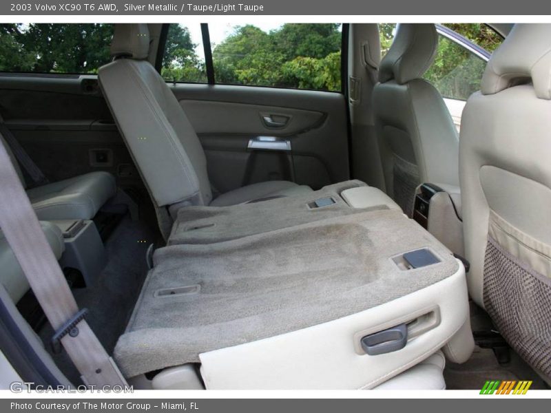 Silver Metallic / Taupe/Light Taupe 2003 Volvo XC90 T6 AWD