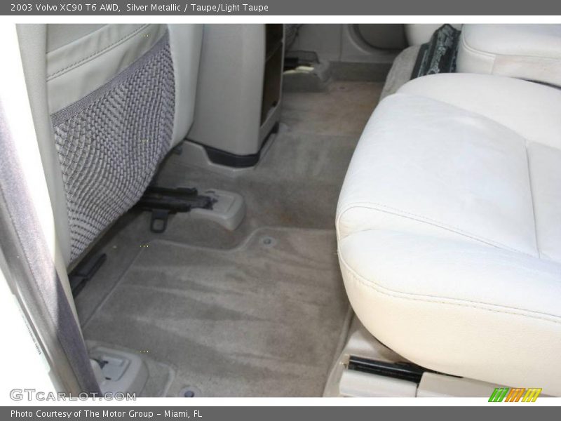 Silver Metallic / Taupe/Light Taupe 2003 Volvo XC90 T6 AWD