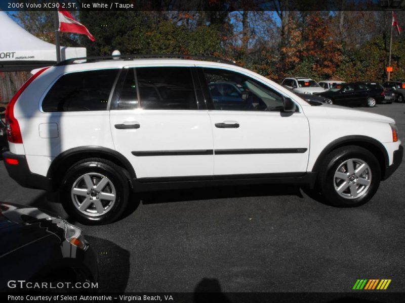 Ice White / Taupe 2006 Volvo XC90 2.5T