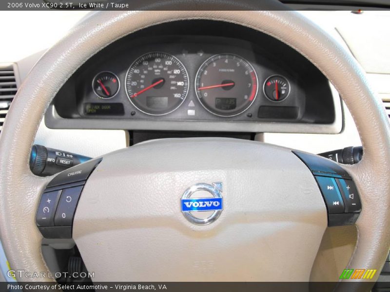 Ice White / Taupe 2006 Volvo XC90 2.5T