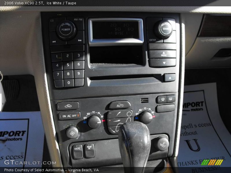 Ice White / Taupe 2006 Volvo XC90 2.5T