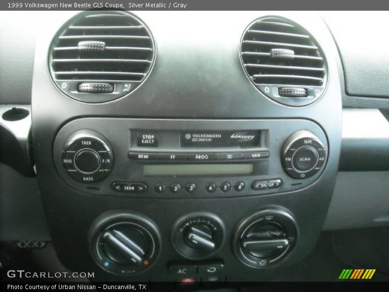 Silver Metallic / Gray 1999 Volkswagen New Beetle GLS Coupe