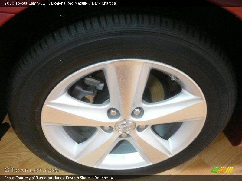 Barcelona Red Metallic / Dark Charcoal 2010 Toyota Camry SE