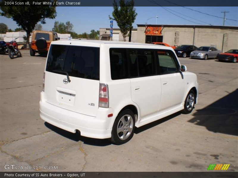 Polar White / Dark Charcoal 2004 Scion xB
