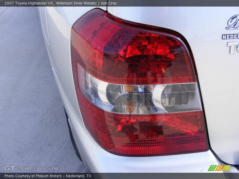 Millenium Silver Metallic / Ash Gray 2007 Toyota Highlander V6