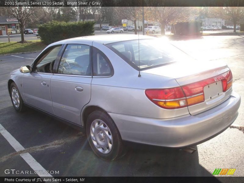 Bright Silver / Gray 2001 Saturn L Series L200 Sedan