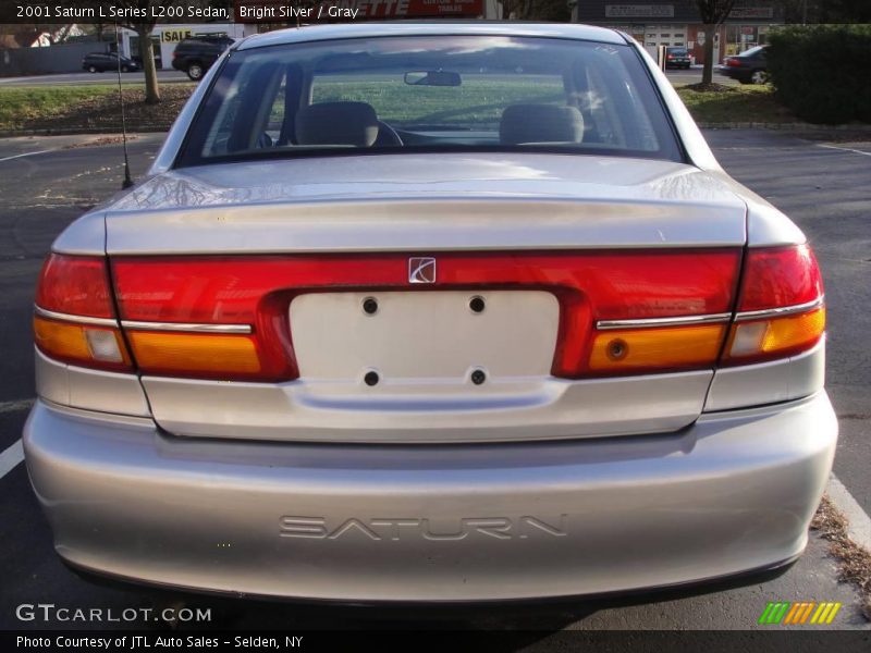 Bright Silver / Gray 2001 Saturn L Series L200 Sedan