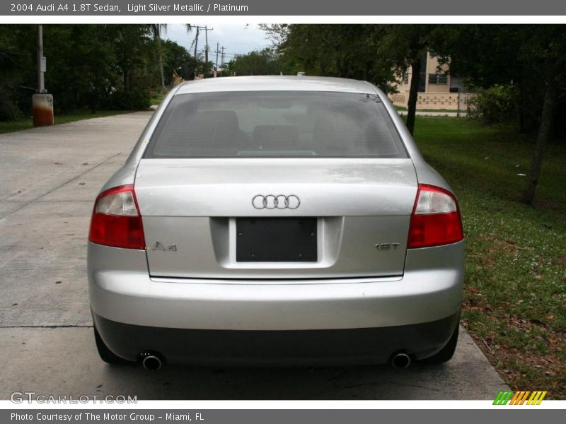 Light Silver Metallic / Platinum 2004 Audi A4 1.8T Sedan
