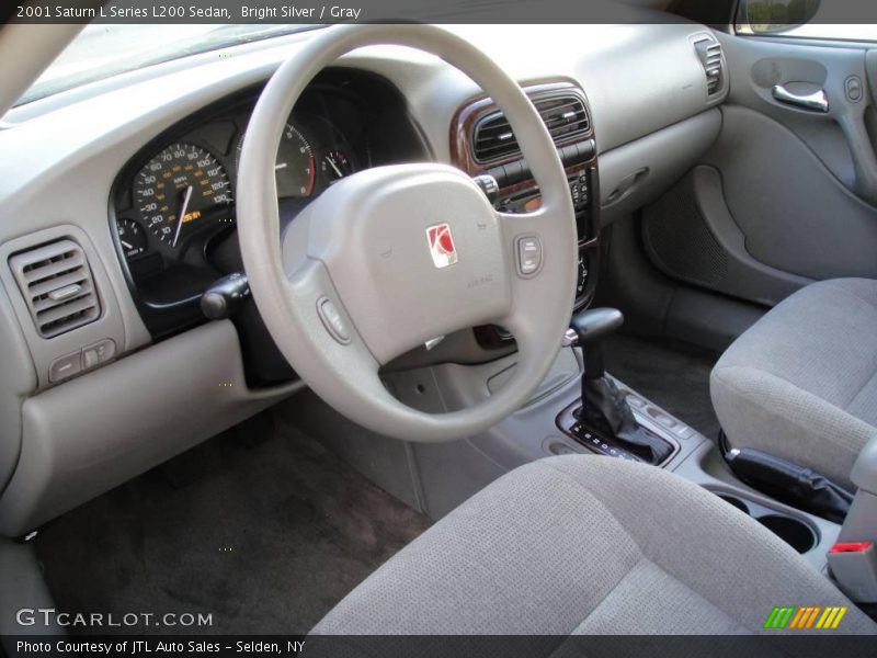 Bright Silver / Gray 2001 Saturn L Series L200 Sedan