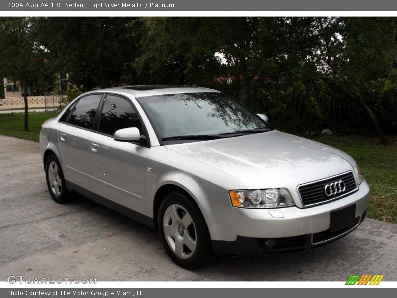 Light Silver Metallic / Platinum 2004 Audi A4 1.8T Sedan