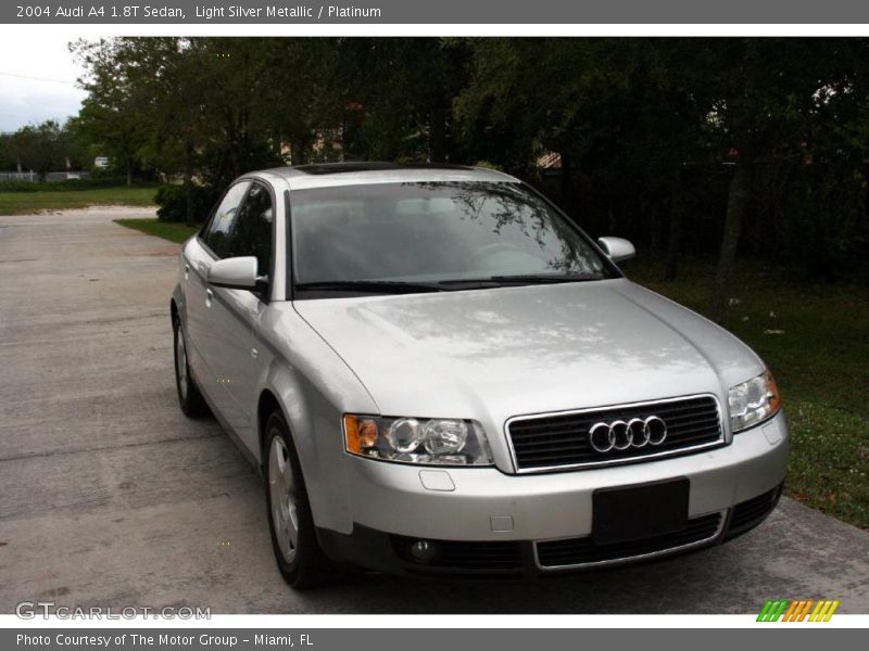 Light Silver Metallic / Platinum 2004 Audi A4 1.8T Sedan