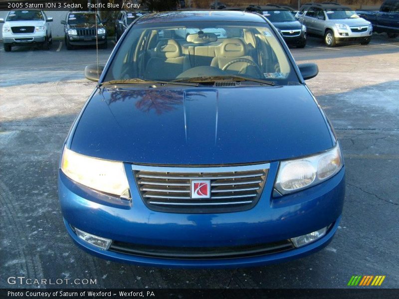 Pacific Blue / Gray 2005 Saturn ION 3 Sedan