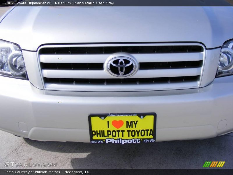 Millenium Silver Metallic / Ash Gray 2007 Toyota Highlander V6