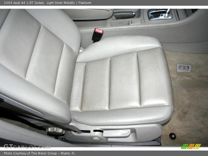 Light Silver Metallic / Platinum 2004 Audi A4 1.8T Sedan