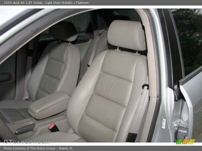 Light Silver Metallic / Platinum 2004 Audi A4 1.8T Sedan