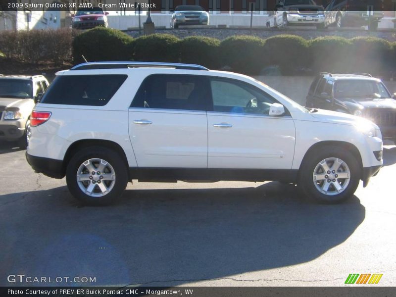 Cream White / Black 2009 Saturn Outlook XR AWD