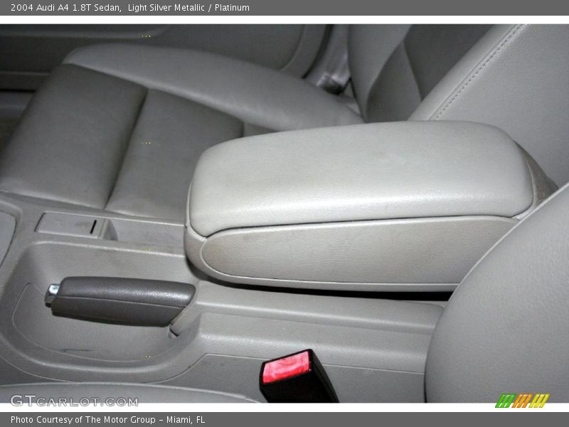 Light Silver Metallic / Platinum 2004 Audi A4 1.8T Sedan