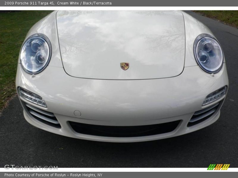 Cream White / Black/Terracotta 2009 Porsche 911 Targa 4S