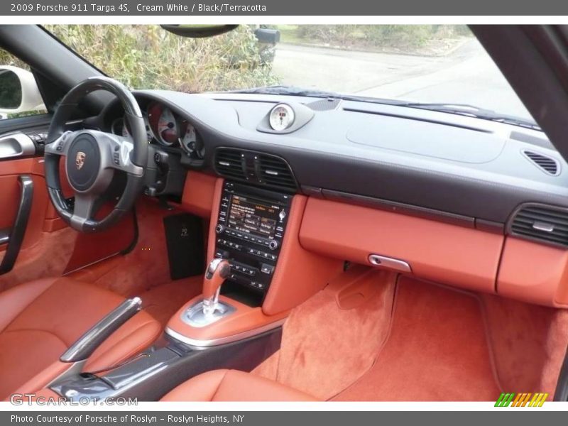 Cream White / Black/Terracotta 2009 Porsche 911 Targa 4S