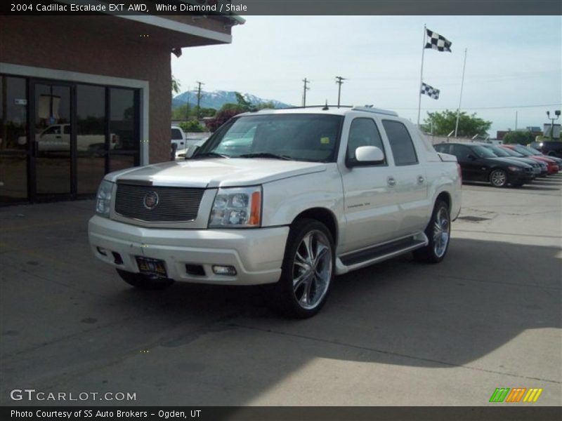 White Diamond / Shale 2004 Cadillac Escalade EXT AWD