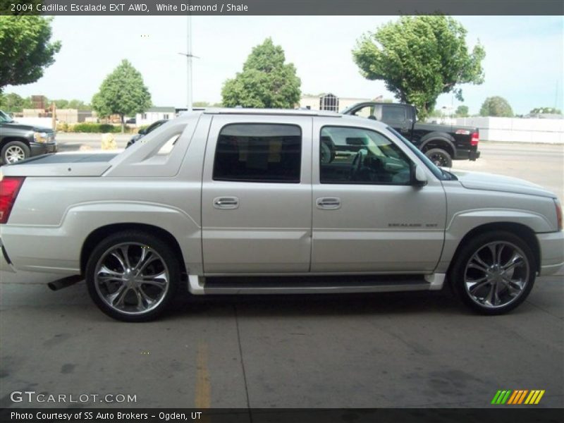 White Diamond / Shale 2004 Cadillac Escalade EXT AWD