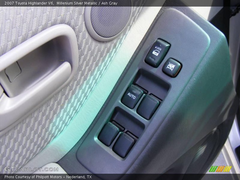 Millenium Silver Metallic / Ash Gray 2007 Toyota Highlander V6