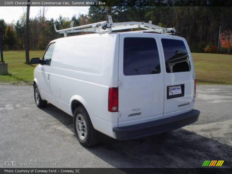 Summit White / Blue 2005 Chevrolet Astro Commercial Van