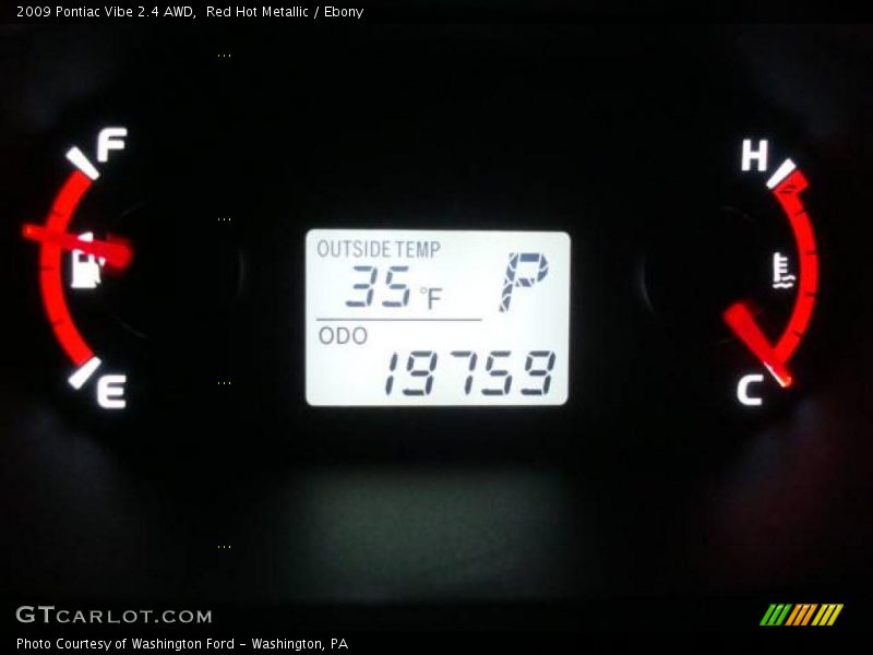 Red Hot Metallic / Ebony 2009 Pontiac Vibe 2.4 AWD