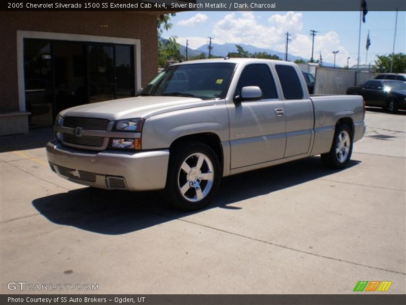 Silver Birch Metallic / Dark Charcoal 2005 Chevrolet Silverado 1500 SS Extended Cab 4x4