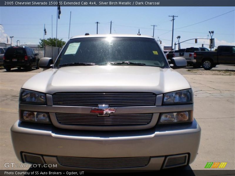 Silver Birch Metallic / Dark Charcoal 2005 Chevrolet Silverado 1500 SS Extended Cab 4x4