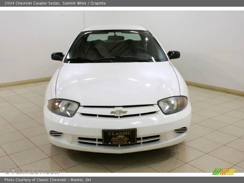 Summit White / Graphite 2004 Chevrolet Cavalier Sedan