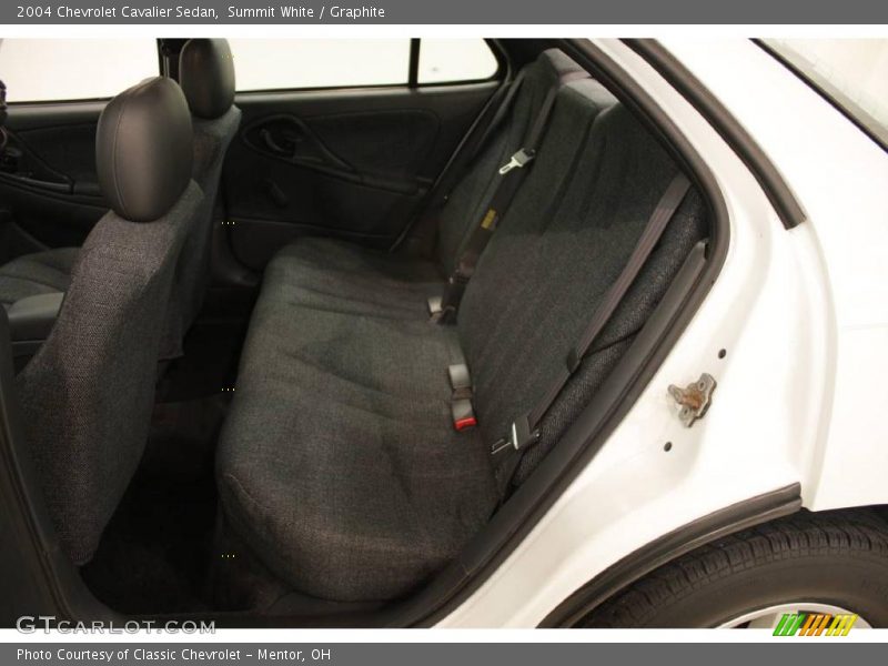 Summit White / Graphite 2004 Chevrolet Cavalier Sedan