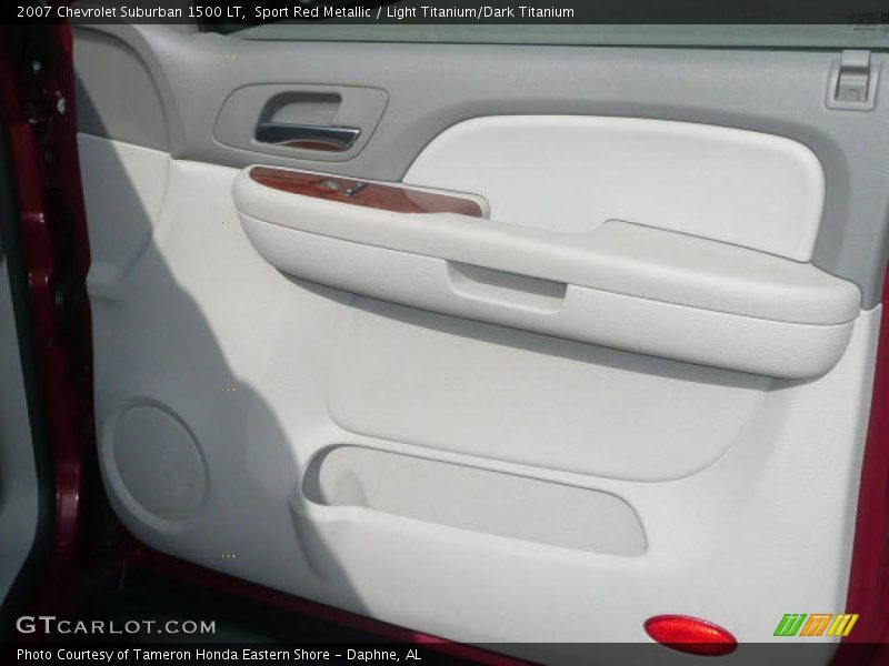 Sport Red Metallic / Light Titanium/Dark Titanium 2007 Chevrolet Suburban 1500 LT