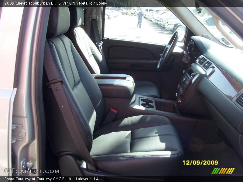 Silver Birch Metallic / Ebony 2009 Chevrolet Suburban LT