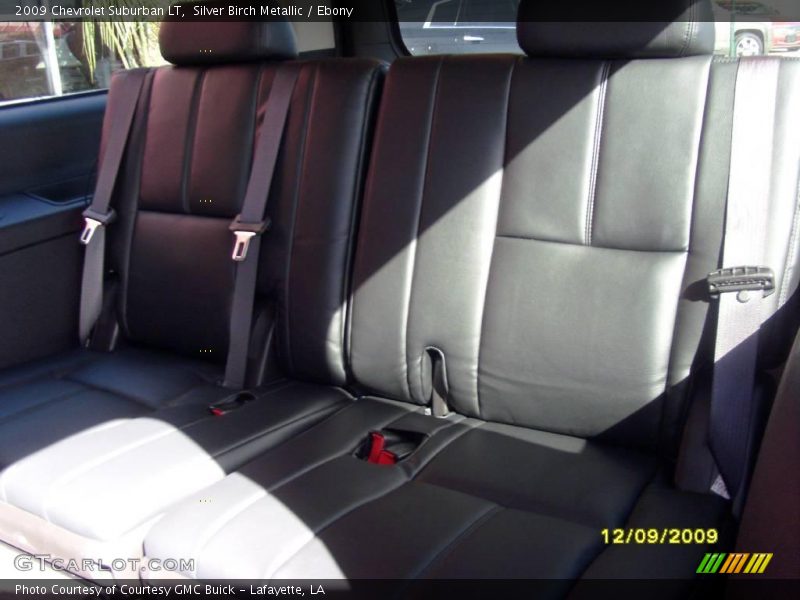 Silver Birch Metallic / Ebony 2009 Chevrolet Suburban LT
