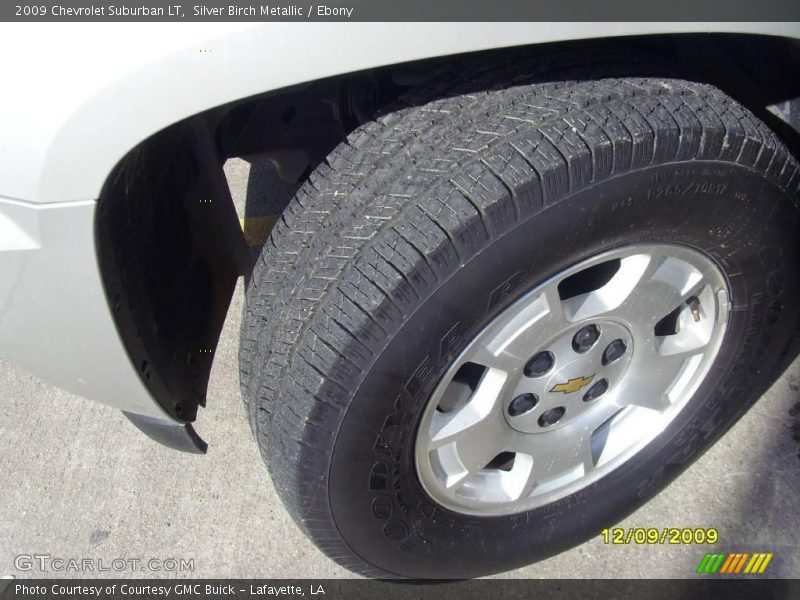 Silver Birch Metallic / Ebony 2009 Chevrolet Suburban LT
