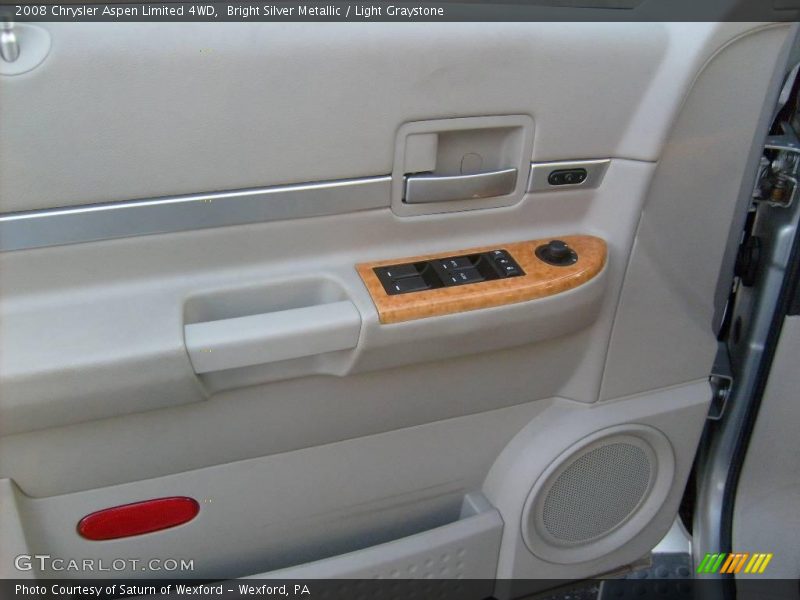 Bright Silver Metallic / Light Graystone 2008 Chrysler Aspen Limited 4WD