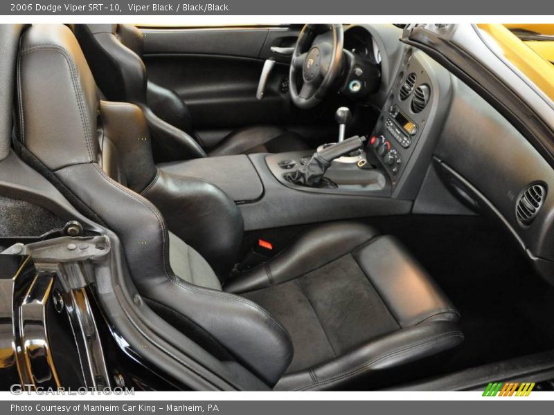Viper Black / Black/Black 2006 Dodge Viper SRT-10