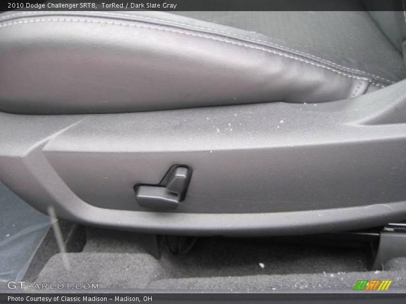 TorRed / Dark Slate Gray 2010 Dodge Challenger SRT8