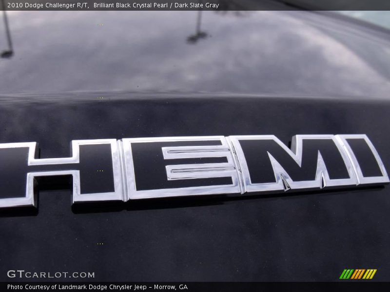 Brilliant Black Crystal Pearl / Dark Slate Gray 2010 Dodge Challenger R/T