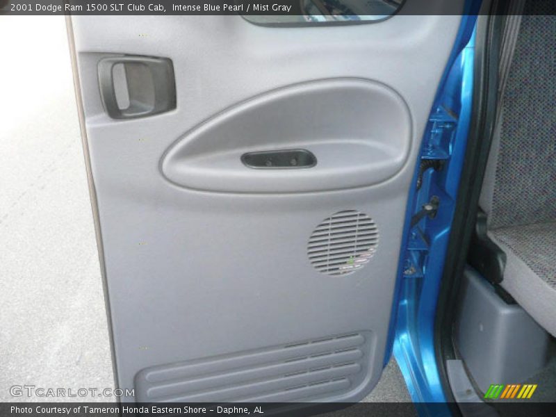 Intense Blue Pearl / Mist Gray 2001 Dodge Ram 1500 SLT Club Cab