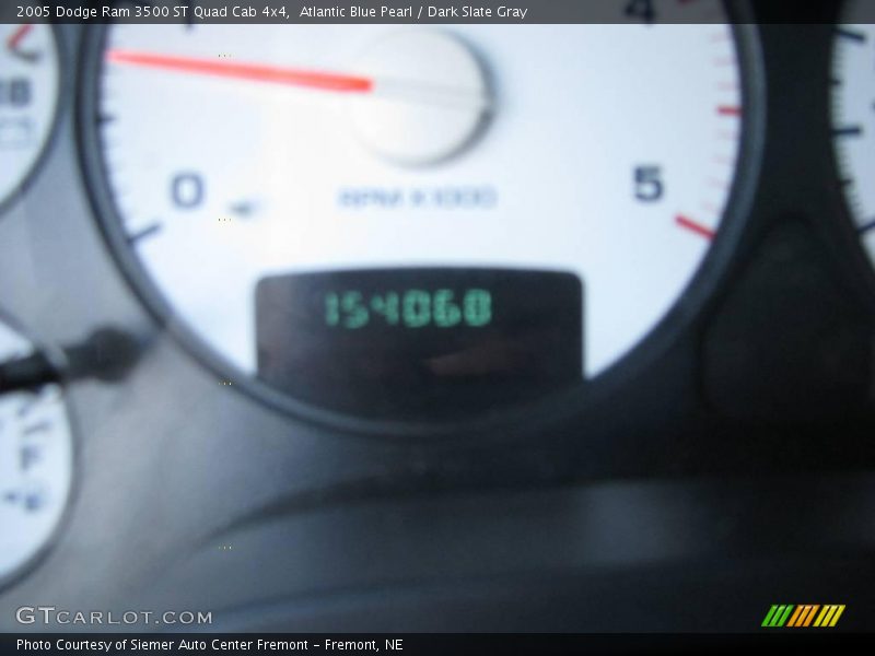 Atlantic Blue Pearl / Dark Slate Gray 2005 Dodge Ram 3500 ST Quad Cab 4x4