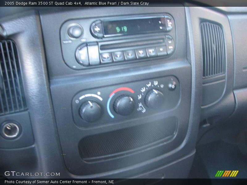 Atlantic Blue Pearl / Dark Slate Gray 2005 Dodge Ram 3500 ST Quad Cab 4x4